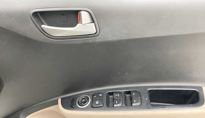 2015 Hyundai Xcent S 1.2, Petrol, Manual, 71,612 km, Driver Side Door Panels Control