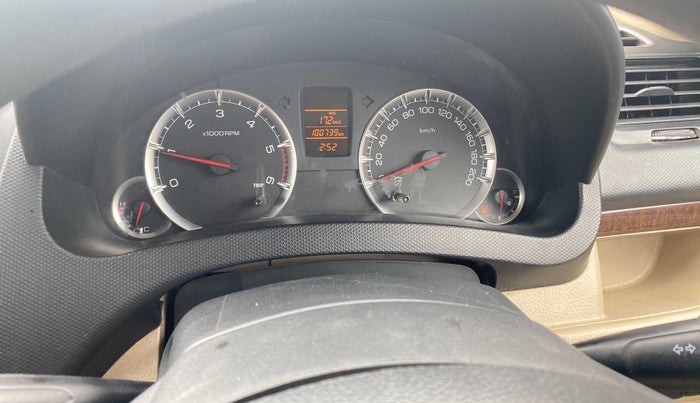 2013 Maruti Swift Dzire VDI, Diesel, Manual, 1,00,777 km, Odometer Image