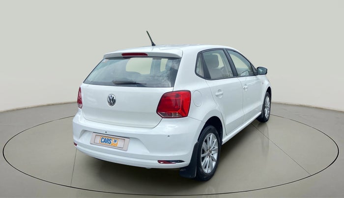 2015 Volkswagen Polo HIGHLINE1.2L, Petrol, Manual, 97,914 km, Right Back Diagonal