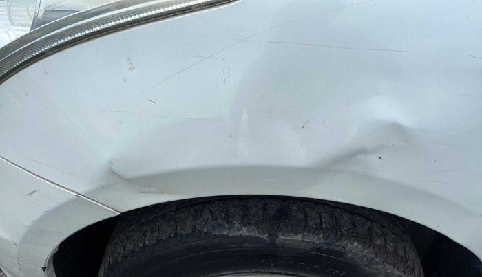 2016 Maruti Swift LXI, Petrol, Manual, 24,750 km, Left fender - Minor scratches