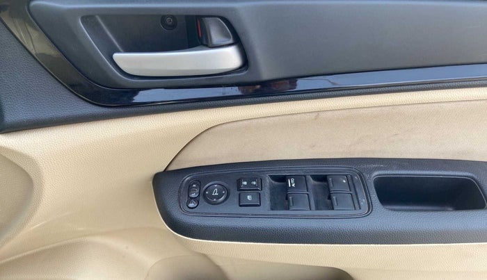 2021 Honda Amaze 1.2L I-VTEC VX, Petrol, Manual, 25,620 km, Driver Side Door Panels Control