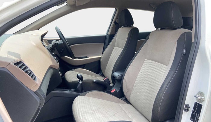 2018 Hyundai Elite i20 ASTA 1.2 (O), Petrol, Manual, 47,127 km, Right Side Front Door Cabin