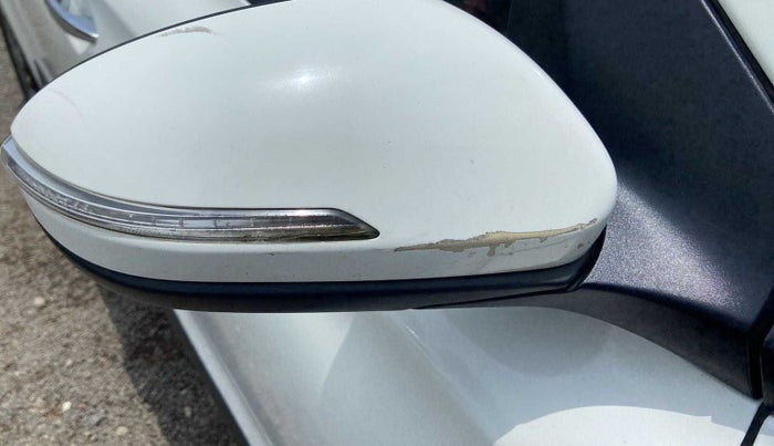 2018 Hyundai Elite i20 ASTA 1.2 (O), Petrol, Manual, 47,127 km, Right rear-view mirror - Minor scratches