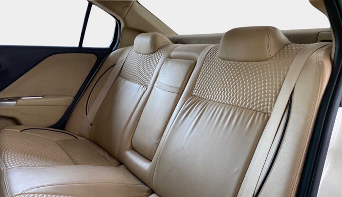 2015 Honda City 1.5L I-VTEC V MT, Petrol, Manual, 94,999 km, Right Side Rear Door Cabin