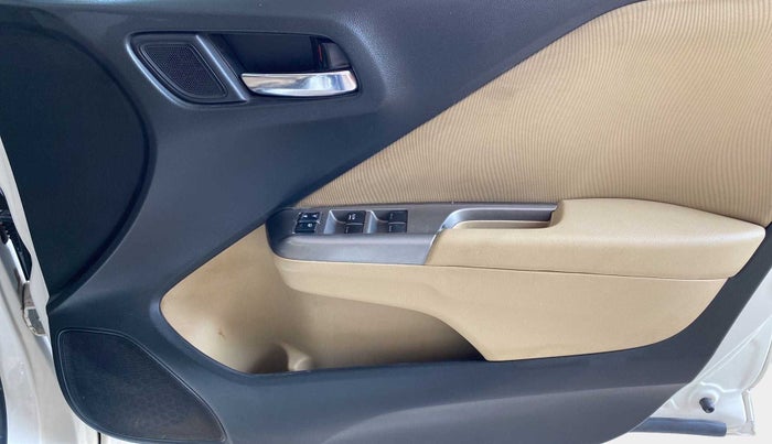 2015 Honda City 1.5L I-VTEC V MT, Petrol, Manual, 94,999 km, Driver Side Door Panels Control