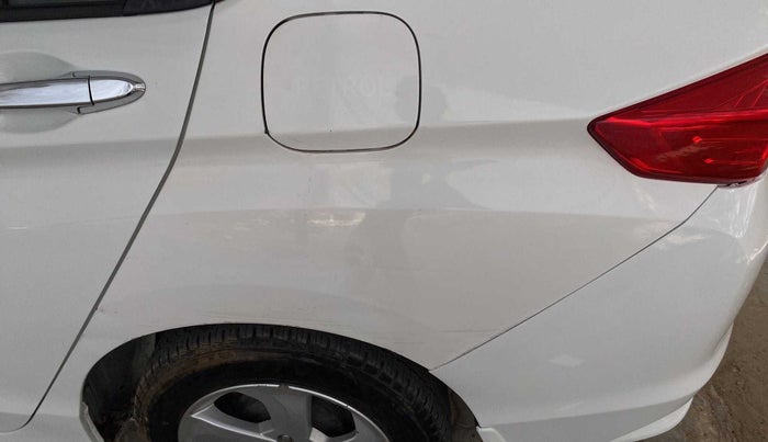 2015 Honda City 1.5L I-VTEC V MT, Petrol, Manual, 94,999 km, Left quarter panel - Minor scratches