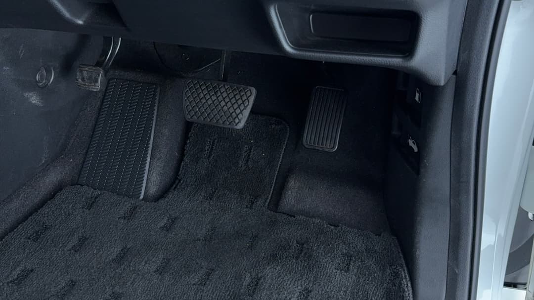 2018 Honda Odyssey Vti-l, Automatic, 106390 km, Pedals and Footmat