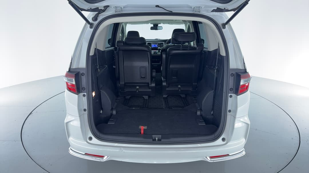 2018 Honda Odyssey Vti-l, Automatic, 106390 km, Boot Inside View
