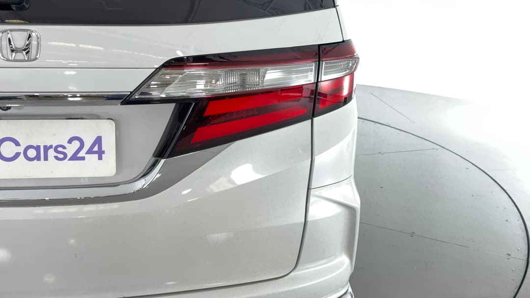 2018 Honda Odyssey Vti-l, Automatic, 106390 km, Badge (Boot Right Side)