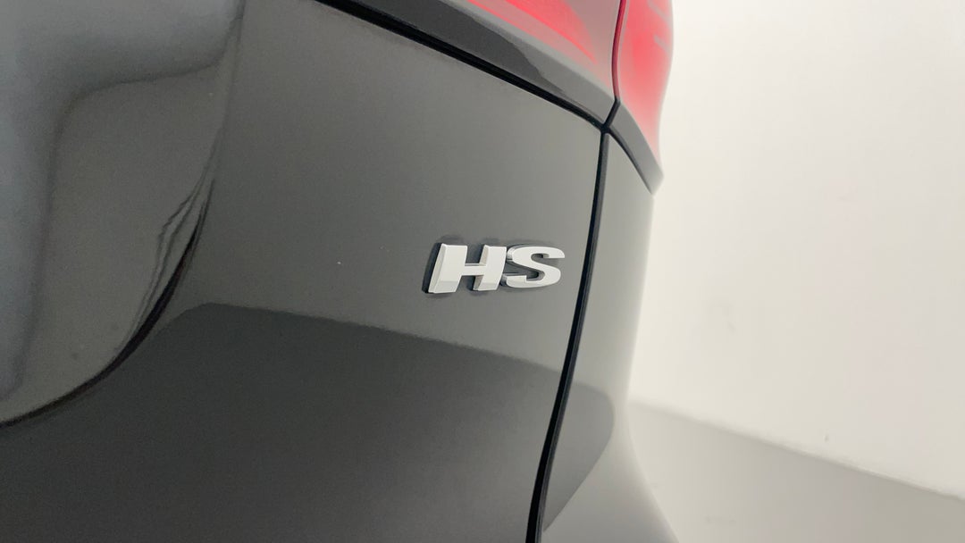 Badge (Boot Right Side)