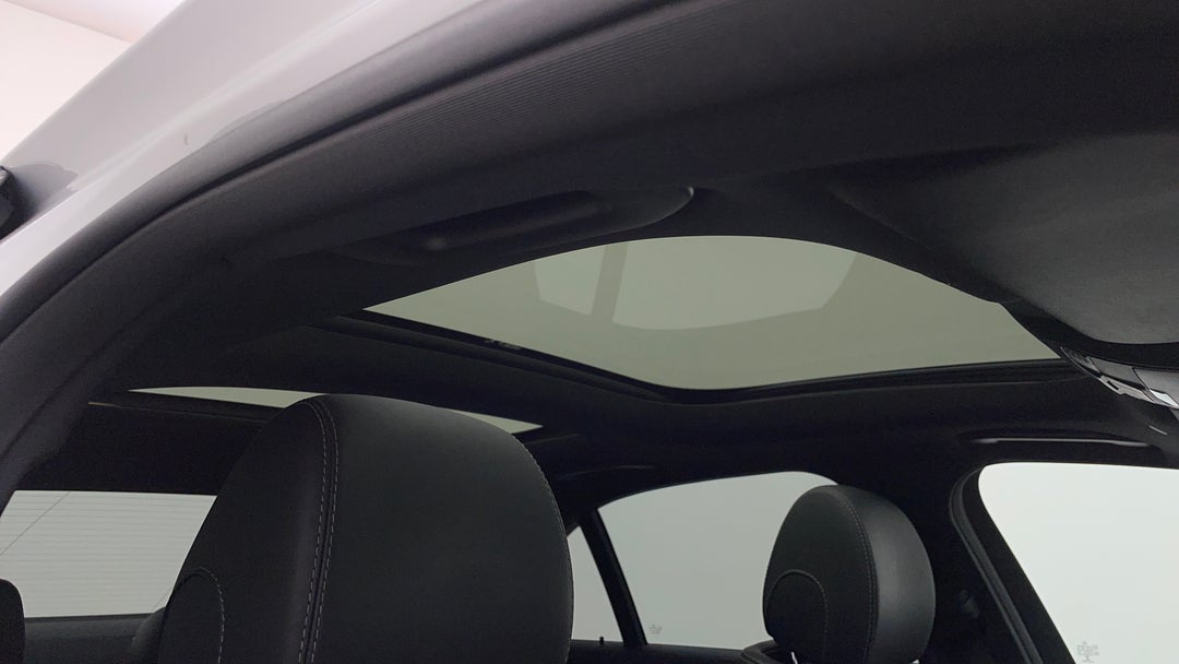 Interior Sunroof/Moonroof