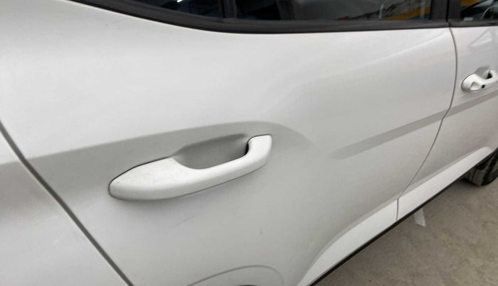 2022 Hyundai Creta SX (O) 1.4 TURBO DCT, Petrol, Automatic, 40,368 km, Right rear door - Minor scratches