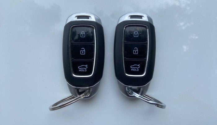 2019 Hyundai Verna 1.6 VTVT SX, Petrol, Manual, 20,638 km, Key Close Up