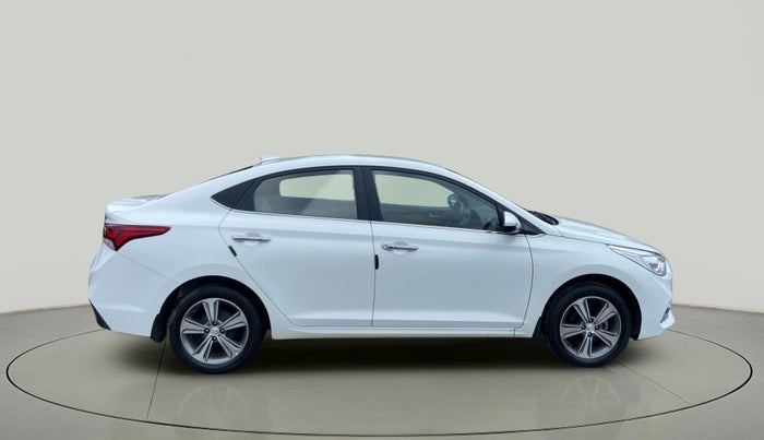 2019 Hyundai Verna 1.6 VTVT SX, Petrol, Manual, 20,638 km, Right Side View