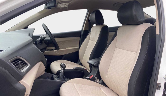 2019 Hyundai Verna 1.6 VTVT SX, Petrol, Manual, 20,638 km, Right Side Front Door Cabin