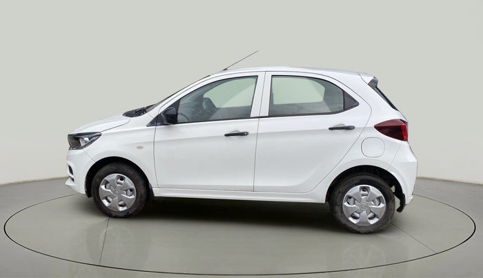 2022 Tata Tiago XM CNG, CNG, Manual, 37,670 km, Left Side