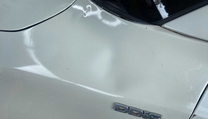 2018 Maruti Dzire VDI, Diesel, Manual, 96,988 km, Left fender - Slightly dented