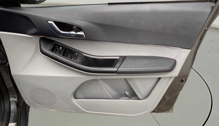 2021 Tata Tiago XZ PLUS PETROL, Petrol, Manual, 39,954 km, Driver Side Door Panels Control