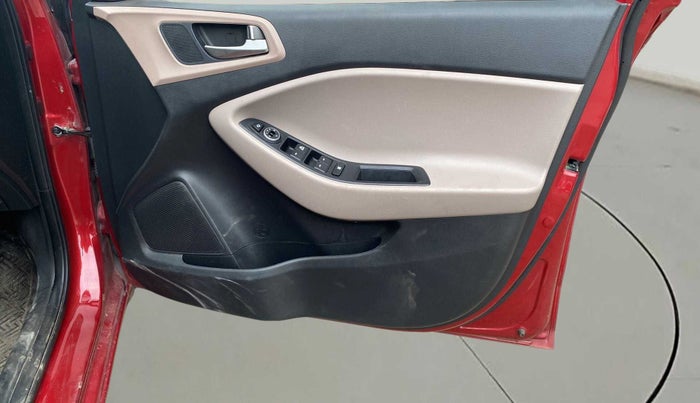 2020 Hyundai Elite i20 SPORTZ PLUS 1.2, Petrol, Manual, 48,293 km, Driver Side Door Panels Control