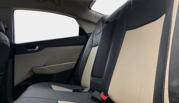 2019 Hyundai Verna 1.6 VTVT SX, Petrol, Manual, 55,921 km, Right Side Rear Door Cabin