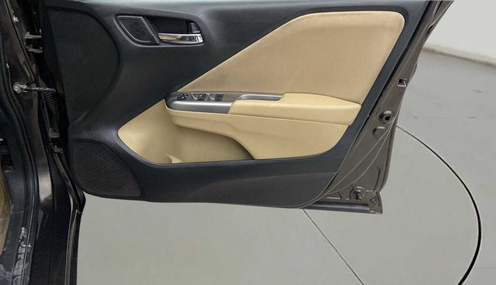 2015 Honda City 1.5L I-VTEC V MT, Petrol, Manual, 97,044 km, Driver Side Door Panels Control