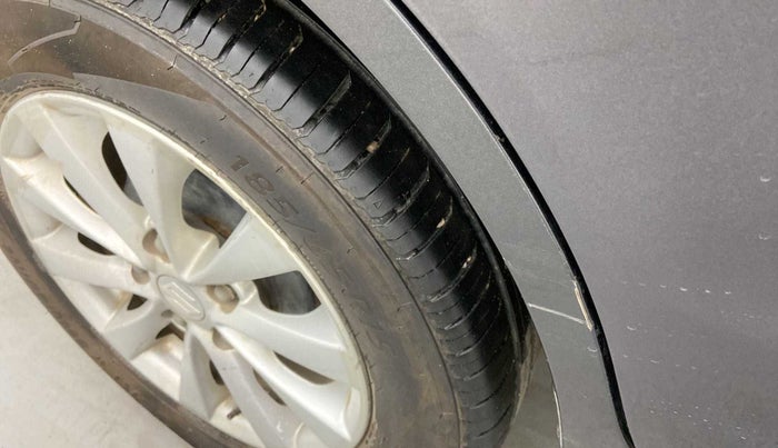 2014 Maruti Ertiga ZXI, Petrol, Manual, 74,199 km, Right quarter panel - Slightly dented