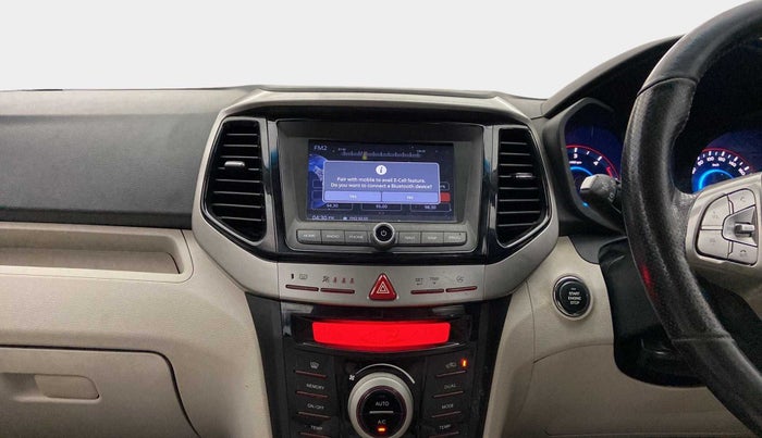 2020 Mahindra XUV300 W8 (O) 1.5 DIESEL AMT, Diesel, Automatic, 64,038 km, Air Conditioner