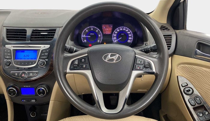 2014 Hyundai Verna FLUIDIC 1.6 CRDI SX, Diesel, Manual, 89,332 km, Steering Wheel Close Up