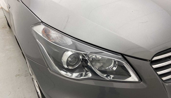 2016 Maruti Ciaz VXI+, Petrol, Manual, 79,933 km, Right headlight - Headlight parking bulb fused