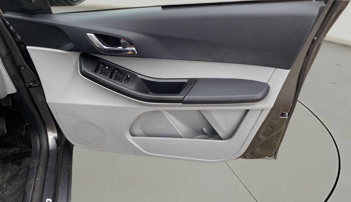 2021 Tata Tiago XZ PLUS PETROL, Petrol, Manual, 24,052 km, Driver Side Door Panels Control