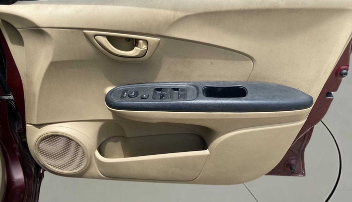 2015 Honda Amaze 1.2L I-VTEC S, Petrol, Manual, 49,289 km, Driver Side Door Panels Control