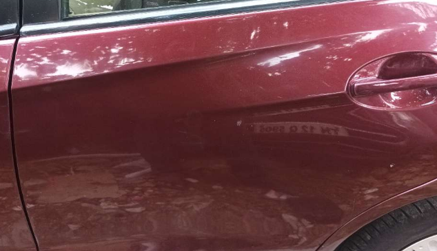 2015 Honda Amaze 1.2L I-VTEC S, Petrol, Manual, 49,289 km, Rear left door - Minor scratches