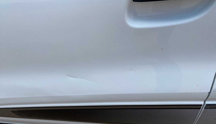 2020 Renault Kwid RXL 1.0, Petrol, Manual, 11,691 km, Front passenger door - Slightly dented