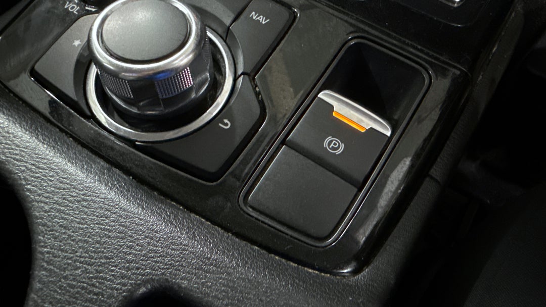 2015 Mazda CX-5 Maxx (4x2), Automatic, 132462 km, Handbrake