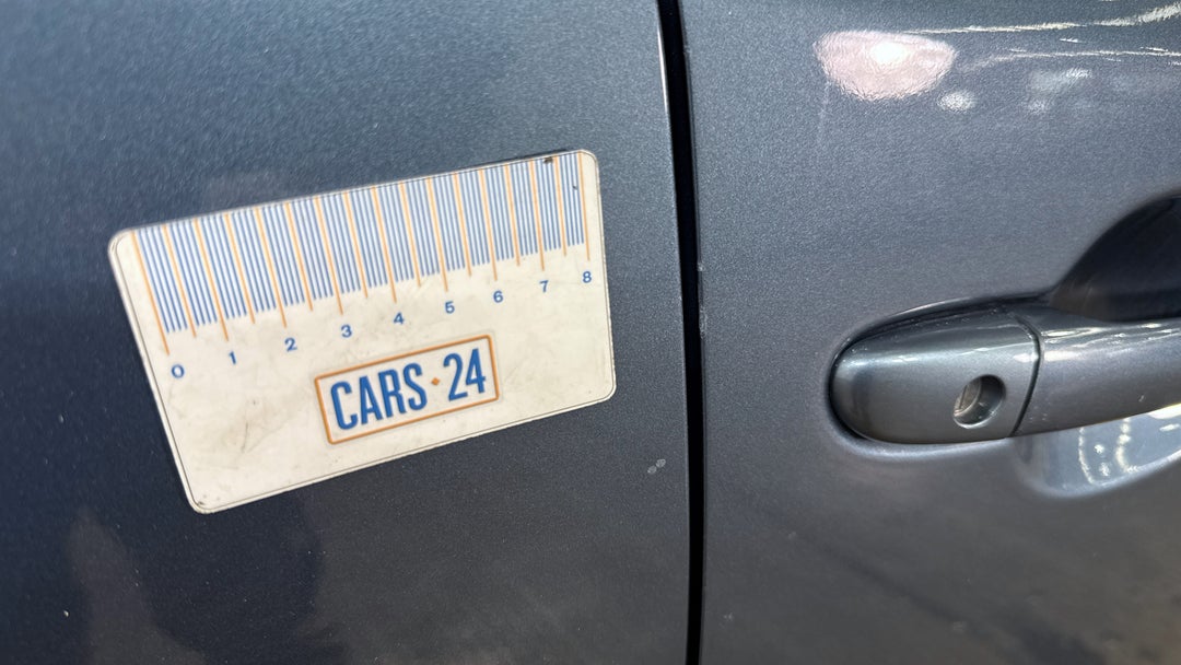 2015 Mazda CX-5 Maxx (4x2), Automatic, 132462 km, Doors Front RHS Scratch