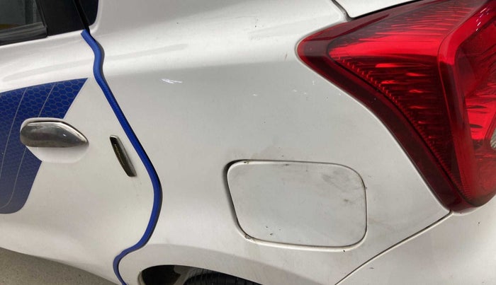 2017 Datsun Go ANNIVERSARY EDITION, Petrol, Manual, 59,370 km, Left quarter panel - Slightly dented
