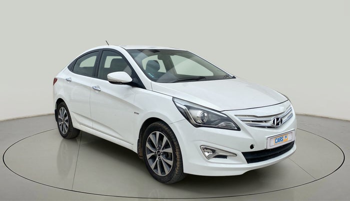 2015 Hyundai Verna FLUIDIC 4S 1.6 VTVT S(O), Petrol, Manual, 70,261 km, Right Front Diagonal