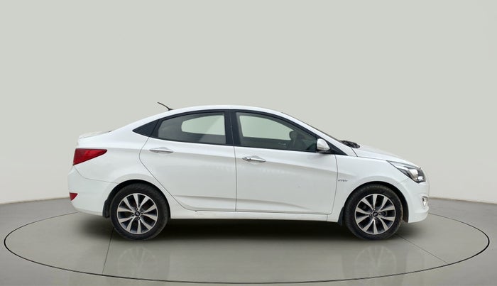 2015 Hyundai Verna FLUIDIC 4S 1.6 VTVT S(O), Petrol, Manual, 70,261 km, Right Side View