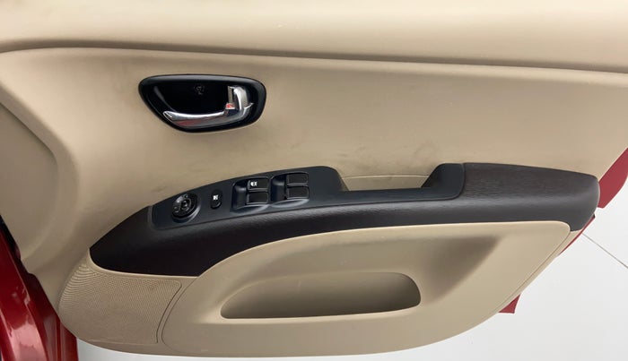 2012 Hyundai i10 MAGNA 1.2 KAPPA2, Petrol, Manual, 50,410 km, Driver Side Door Panels Control