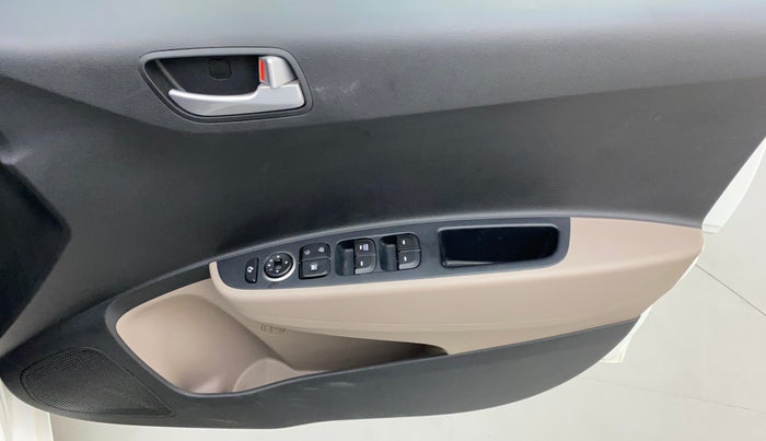 2017 Hyundai Grand i10 ASTA 1.2 KAPPA VTVT, Petrol, Manual, 30,465 km, Driver Side Door Panels Control