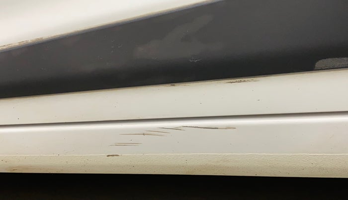 2017 Hyundai Grand i10 ASTA 1.2 KAPPA VTVT, Petrol, Manual, 30,465 km, Left running board - Minor scratches