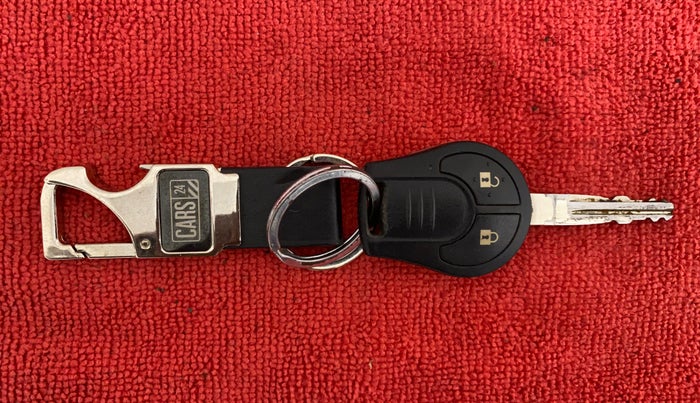 2017 Nissan Micra Active XV S, Petrol, Manual, 37,962 km, Key Close Up