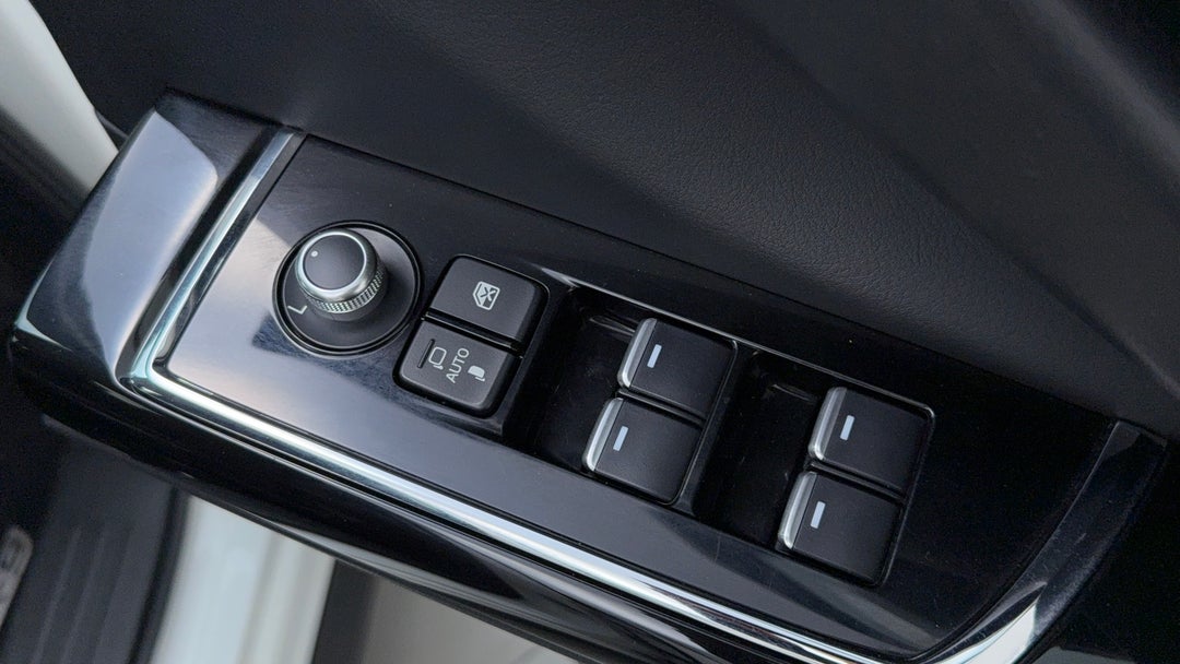 Drivers Side Door Panel Controls