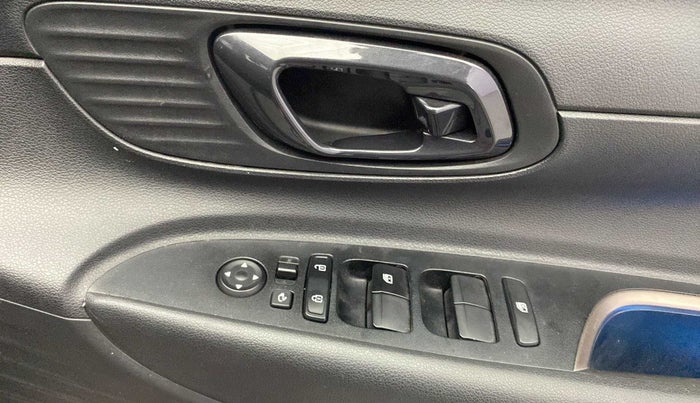 2021 Hyundai NEW I20 ASTA 1.2 MT, Petrol, Manual, 43,993 km, Driver Side Door Panels Control