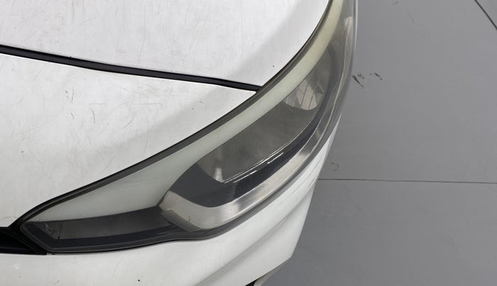 2018 Hyundai Elite i20 MAGNA EXECUTIVE 1.2, CNG, Manual, 1,06,802 km, Left headlight - Minor scratches