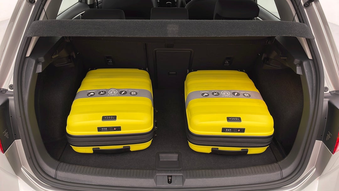 2019 Volkswagen Golf 110 Tsi Trendline, Automatic, 94972 km, Boot Inside View with Luggage