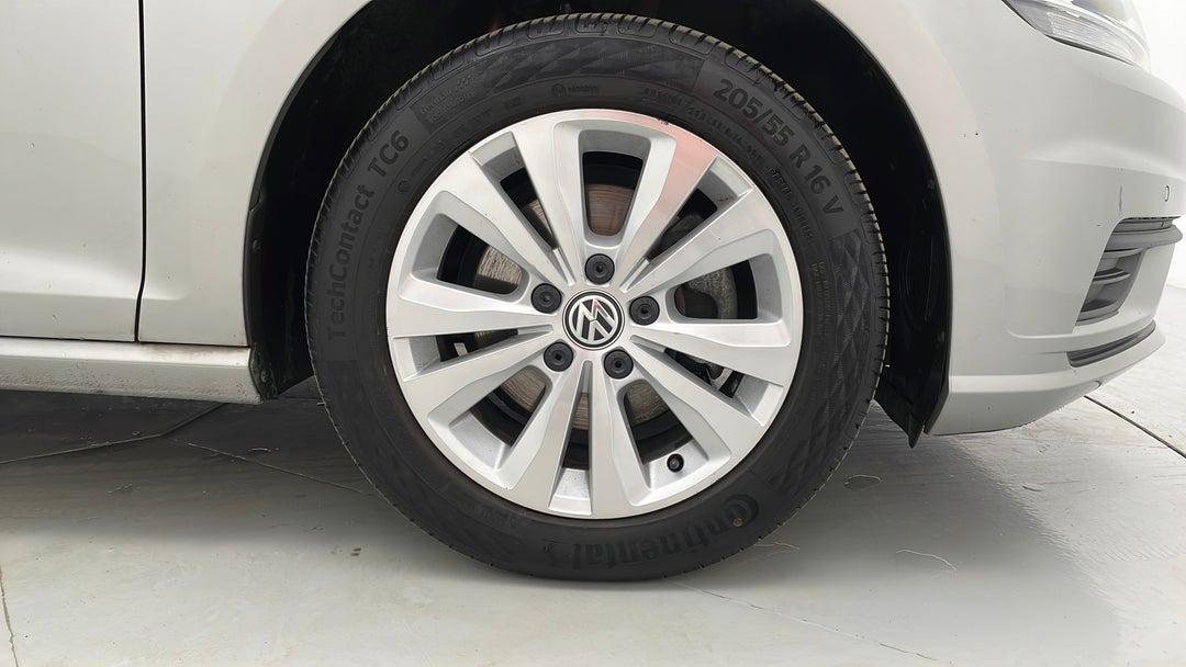 2019 Volkswagen Golf 110 Tsi Trendline, Automatic, 94972 km, Right Front Wheel