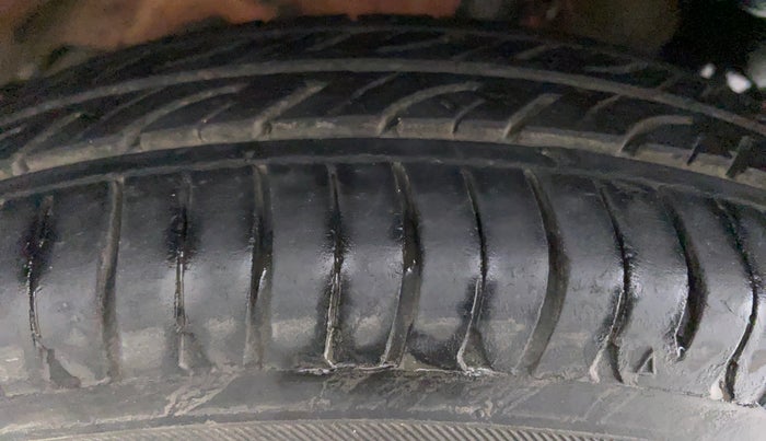 2012 Maruti Wagon R 1.0 LXI CNG, CNG, Manual, 54,247 km, Right Rear Tyre Tread