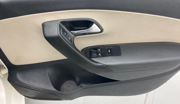 2011 Volkswagen Polo COMFORTLINE 1.2L PETROL, Petrol, Manual, 40,465 km, Driver Side Door Panels Control