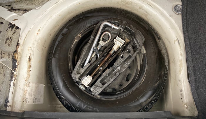 2011 Volkswagen Polo COMFORTLINE 1.2L PETROL, Petrol, Manual, 40,465 km, Spare Tyre